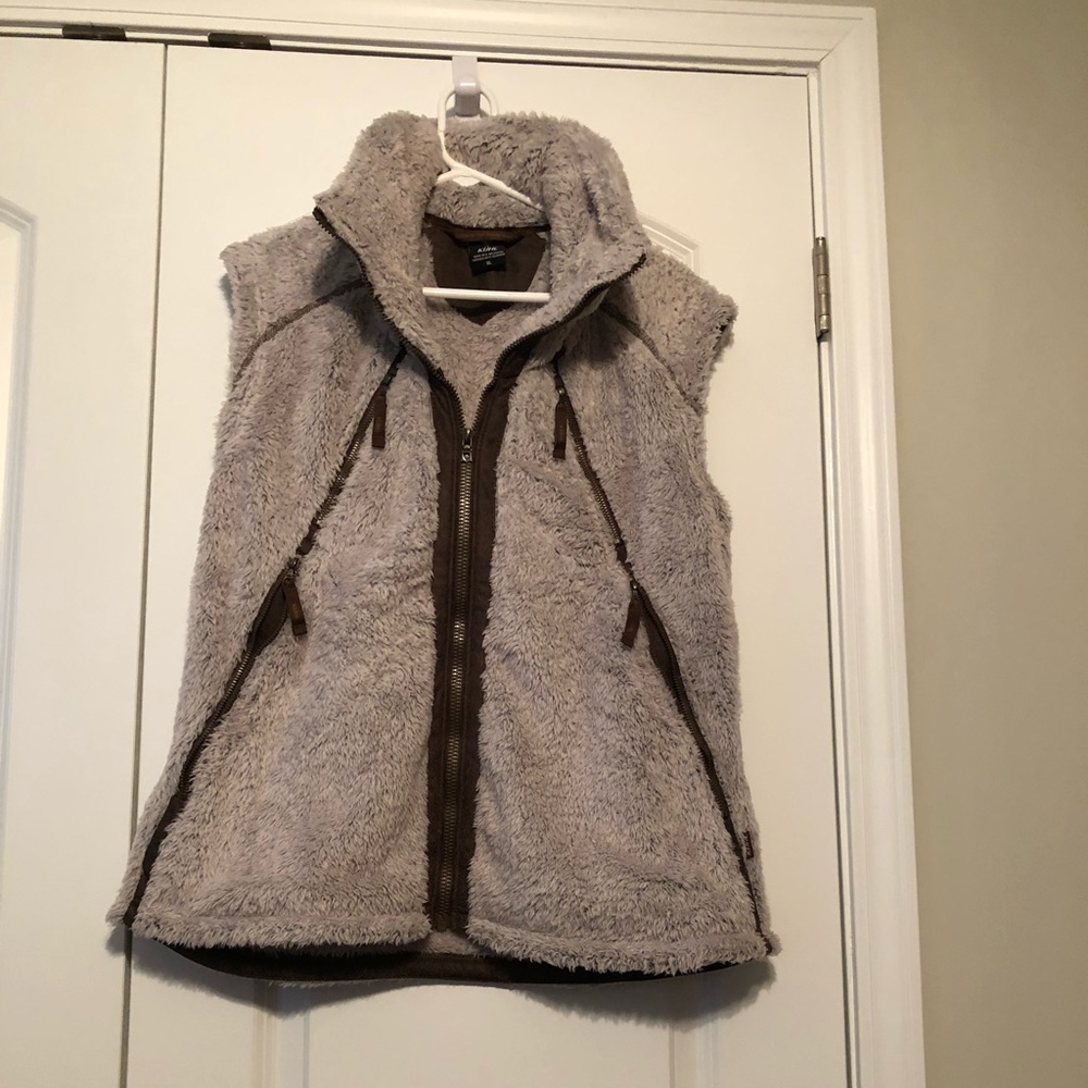 Kuhn flight vest
